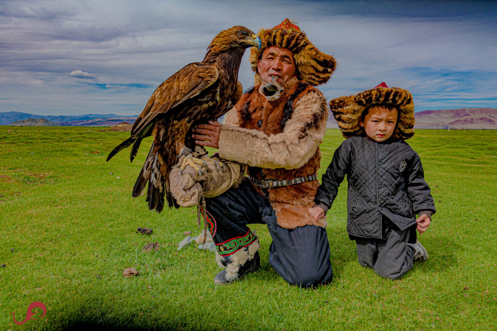 Hunting with eagles, father and son © Sten Johansson