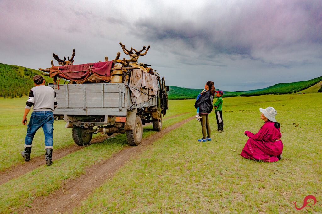 Explore Mongolia: Reindeer tourism © Sten Johansson