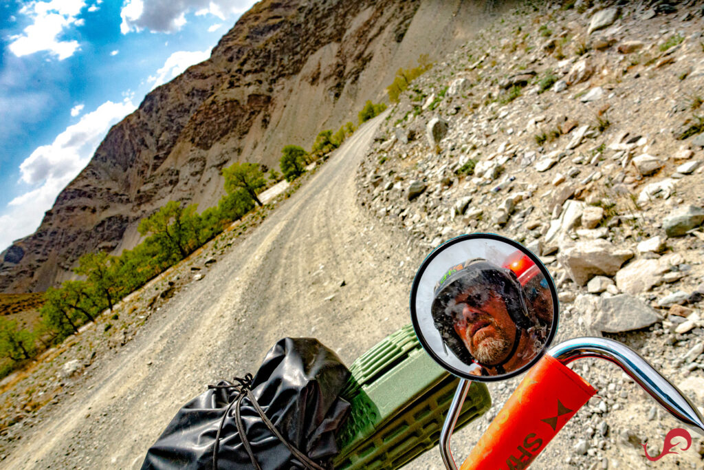 Explore Mongolia on the road less traveled © Sten Johansson