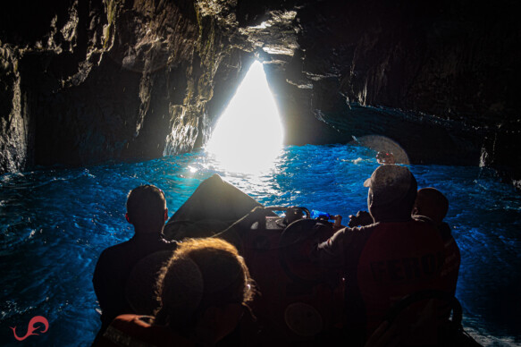 Topside tour in Malpelo © Sten Johansson